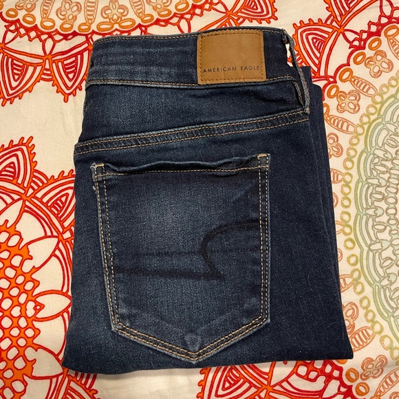 American Eagle high waisted jeans 4S - Picture 3 of 3